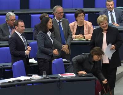 20.10.2016 - Nach der ersten Rede im Deutschen Bundestag - 